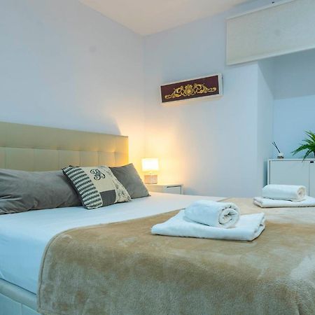 Natural Suite Sevilla Center エクステリア 写真